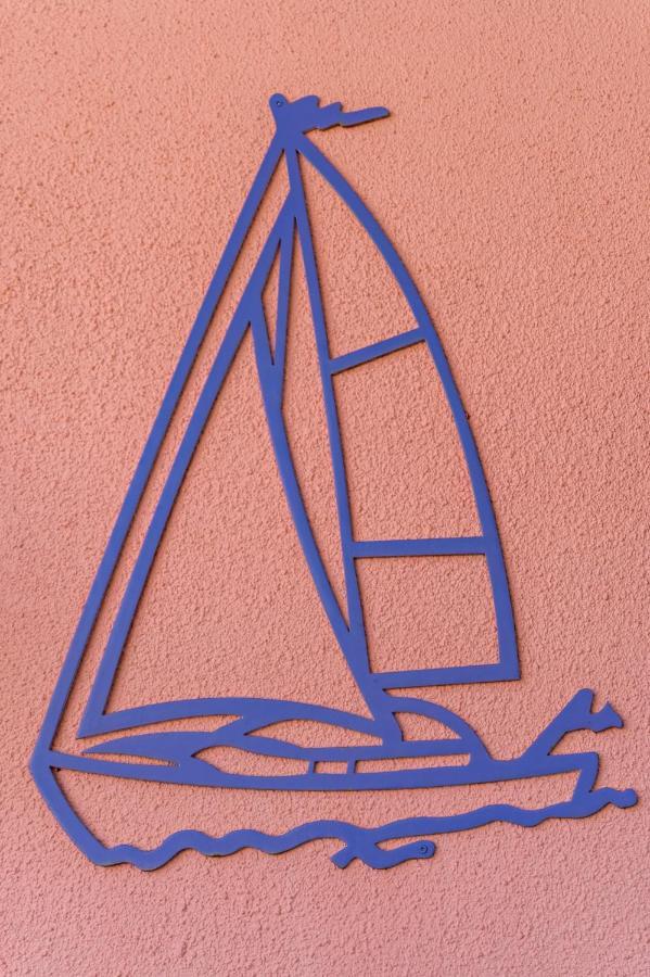 Anemos Studios & Apartments Poros  Buitenkant foto